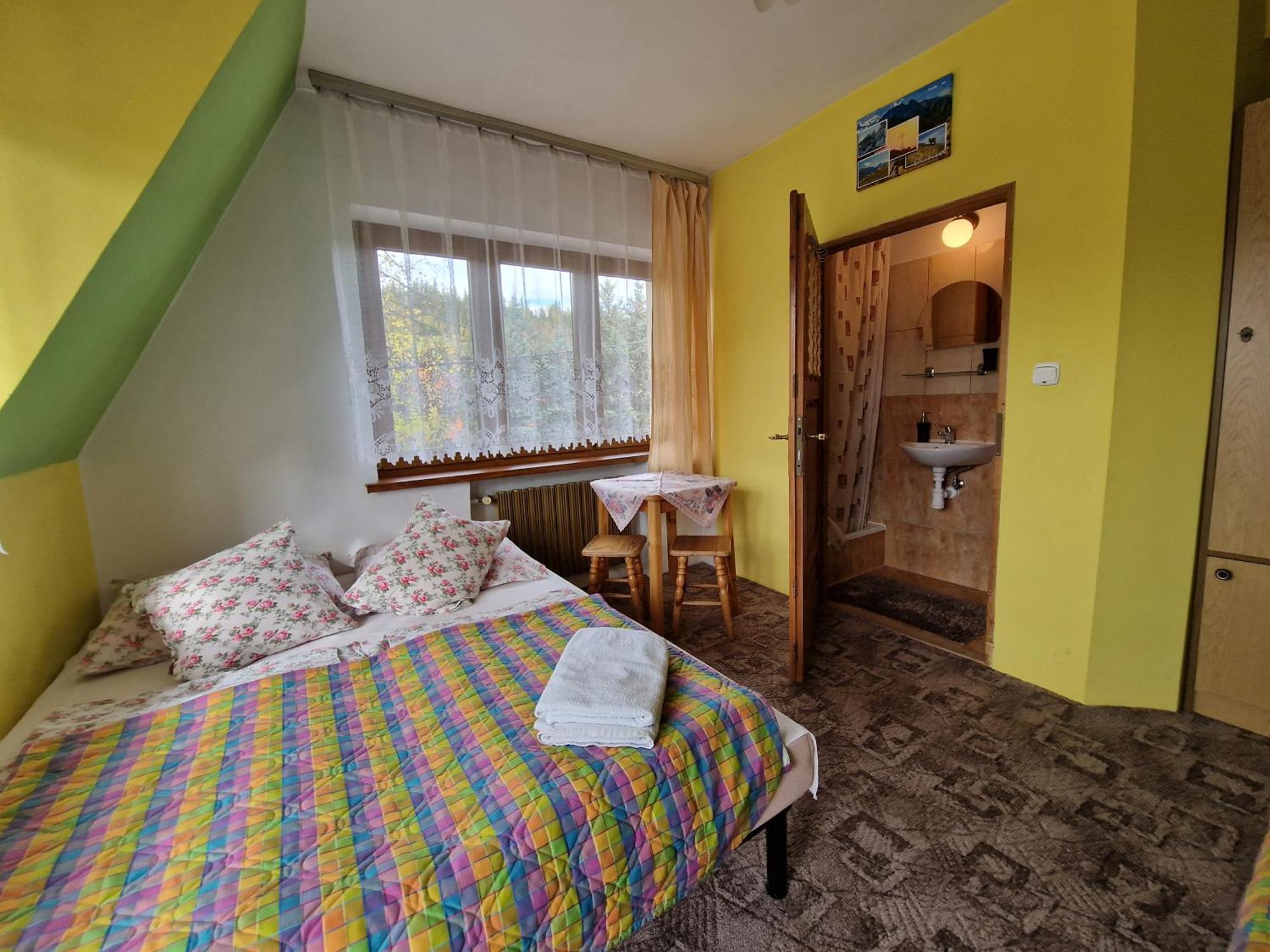 Pokoje Goscinne U Landy Poronin Exteriör bild